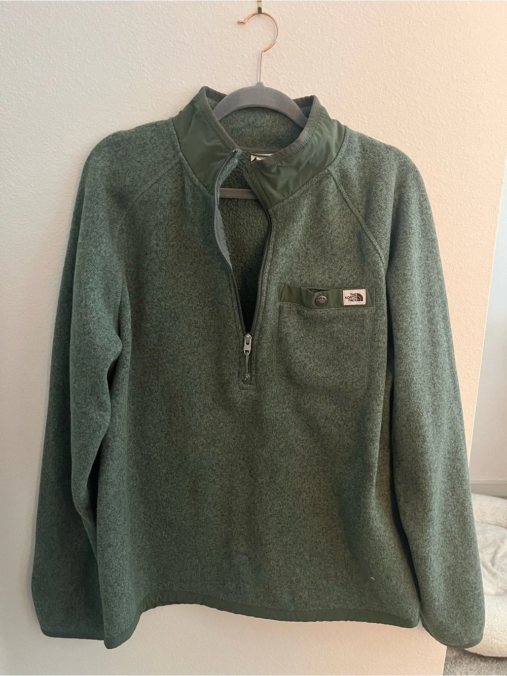The North Face Men's Dark Green Half-Zip Fleece Pullover